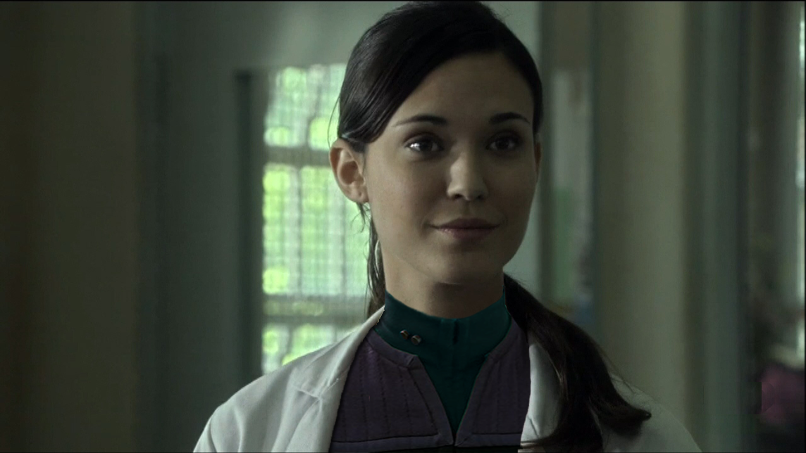 Kelly labcoat2.png